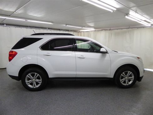 Used 2015 Chevrolet Equinox LT w/ Driver Convenience Package image 8