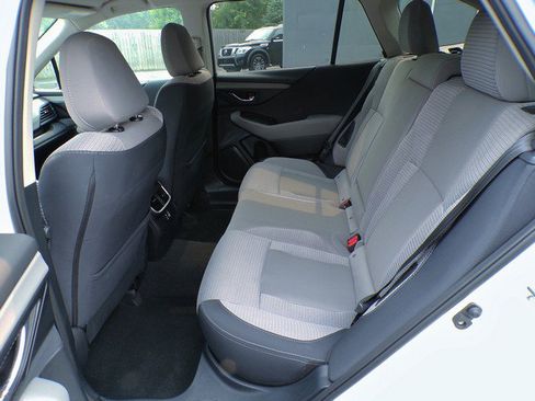 Used 2023 Subaru Outback Premium AWD/4WD image 10