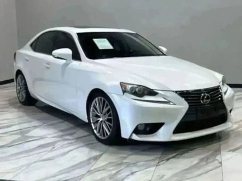 Used 2014 Lexus IS 250 250 w/ Luxury Package w/Brown Wood image 4