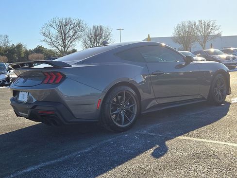 Used 2025 Ford Mustang Dark Horse image 4