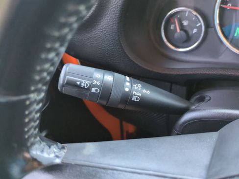 Used 2013 Jeep Wrangler Unlimited Sport AWD/4WD image 26