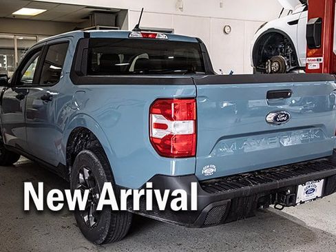 Used 2022 Ford Maverick XLT w/ XLT Luxury Package FWD image 2