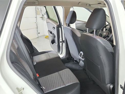 Used 2023 Nissan Rogue SV FWD image 19