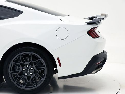 Used 2024 Ford Mustang GT Premium w/ GT Performance Package RWD image 7