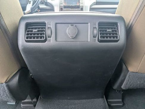Used 2018 Toyota Tundra SR5 w/ SR5 Upgrade Package AWD/4WD image 17