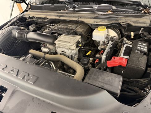 Used 2022 RAM 1500 Limited w/ Bed Utility Group image 38