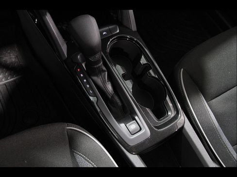 Certified 2025 Chevrolet TrailBlazer LT FWD image 16