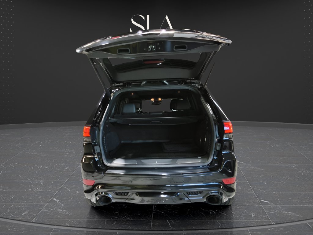 Used 2019 Jeep Grand Cherokee SRT AWD/4WD image 8