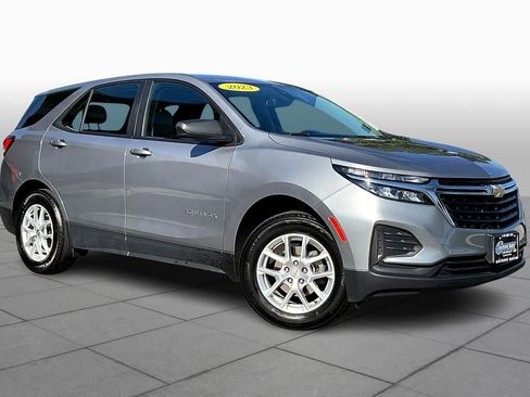 Certified 2023 Chevrolet Equinox LS image 2