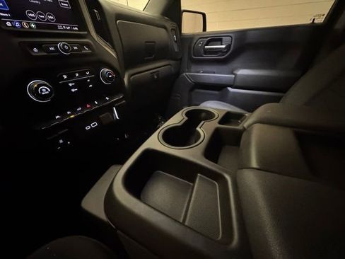 Used 2024 Chevrolet Silverado 1500 Custom Trail Boss image 25