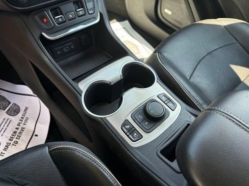 Used 2018 GMC Terrain Denali w/ Comfort Package FWD image 33