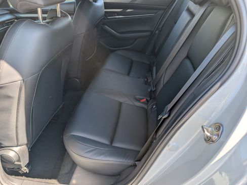 Used 2024 MAZDA MAZDA3 s FWD image 14