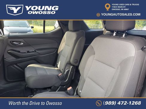 Used 2023 Chevrolet Traverse LT FWD image 26