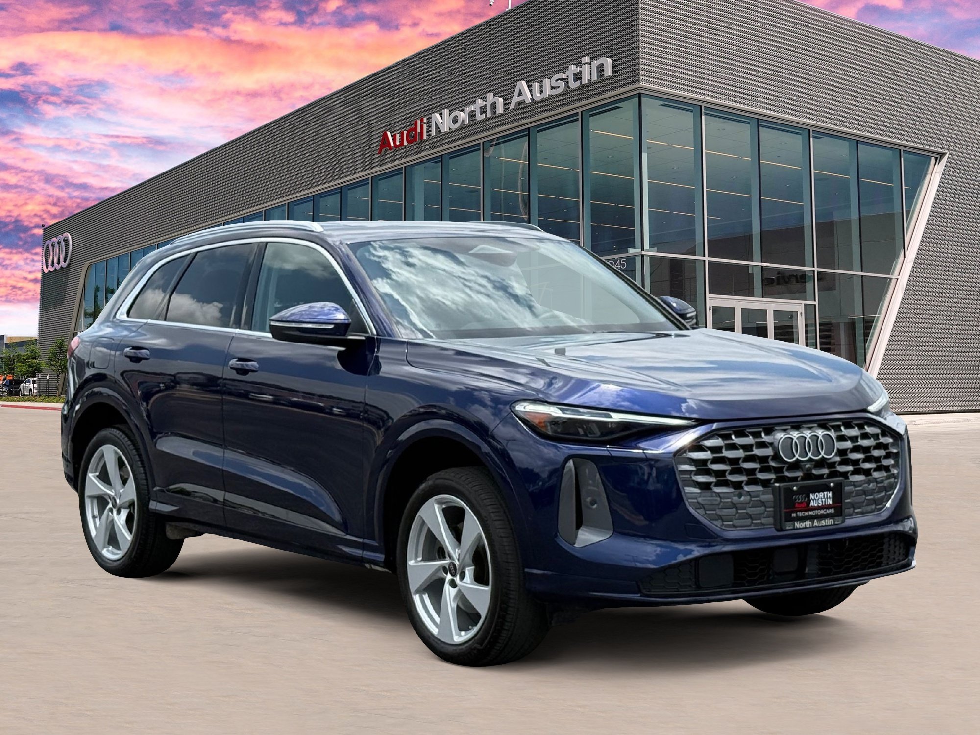 Certified 2025 Audi Q5 Premium w/ Premium Plus AWD/4WD image 5