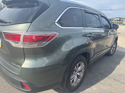 Used 2015 Toyota Highlander XLE AWD/4WD image 5