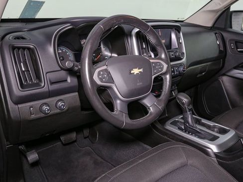 Used 2022 Chevrolet Colorado LT w/ LT Convenience Package image 20