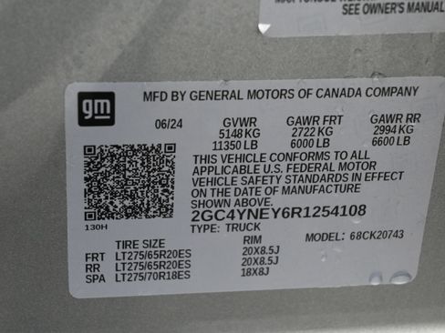 Used 2024 Chevrolet Silverado 2500 LT w/ Safety Package image 18