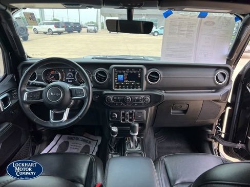 Used 2022 Jeep Wrangler Unlimited Sahara w/ LED Lighting Group AWD/4WD image 36