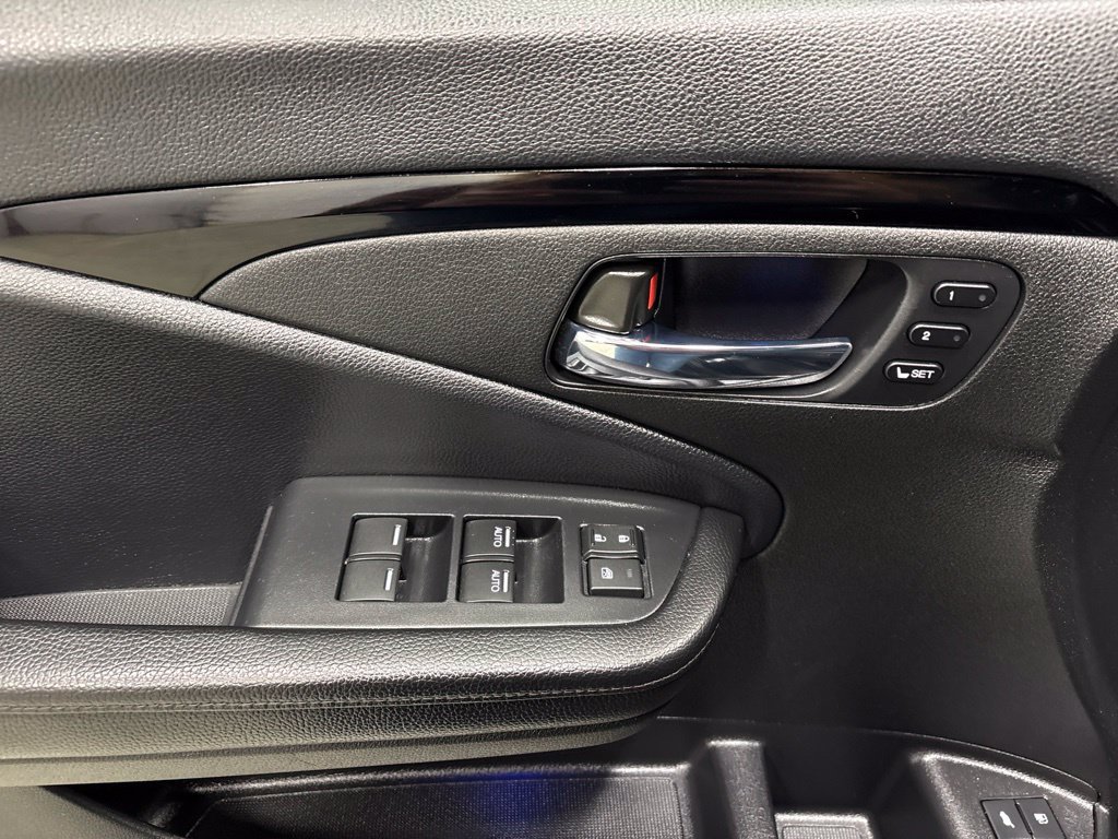 Used 2022 Honda Pilot Elite image 15
