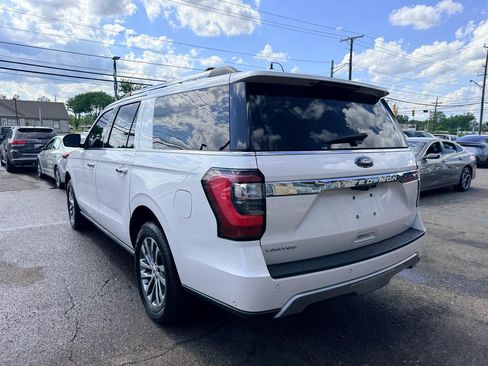 Used 2018 Ford Expedition Max Limited w/ Equipment Group 301A AWD/4WD image 9