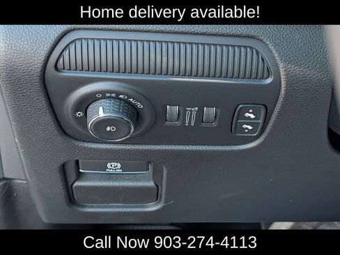 Used 2024 Jeep Wagoneer L Series II w/ Flexible Seating Group image 24