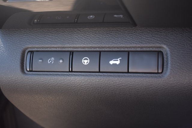 Used 2025 Nissan Pathfinder SV w/ SV Premium Package AWD/4WD image 30
