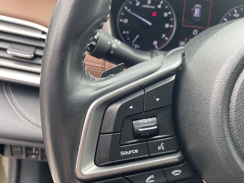 Used 2020 Subaru Outback Touring AWD/4WD image 18