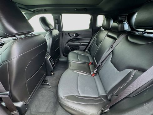 Used 2022 Jeep Compass High Altitude image 16