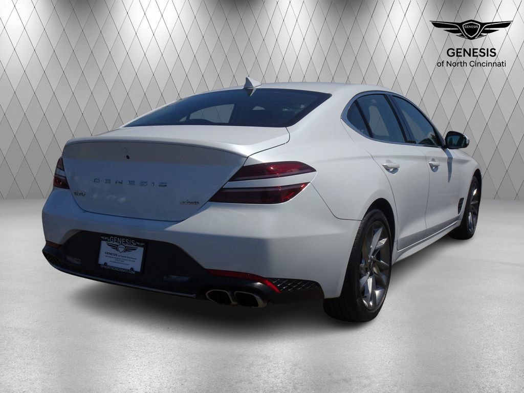 Used 2022 Genesis G70 2.0T AWD/4WD image 6