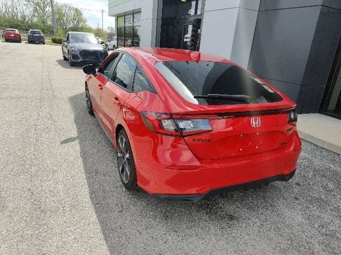 Used 2026 Honda Civic Sport Touring image 8