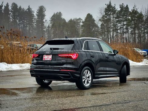 Used 2022 Audi Q3 2.0T Premium image 3
