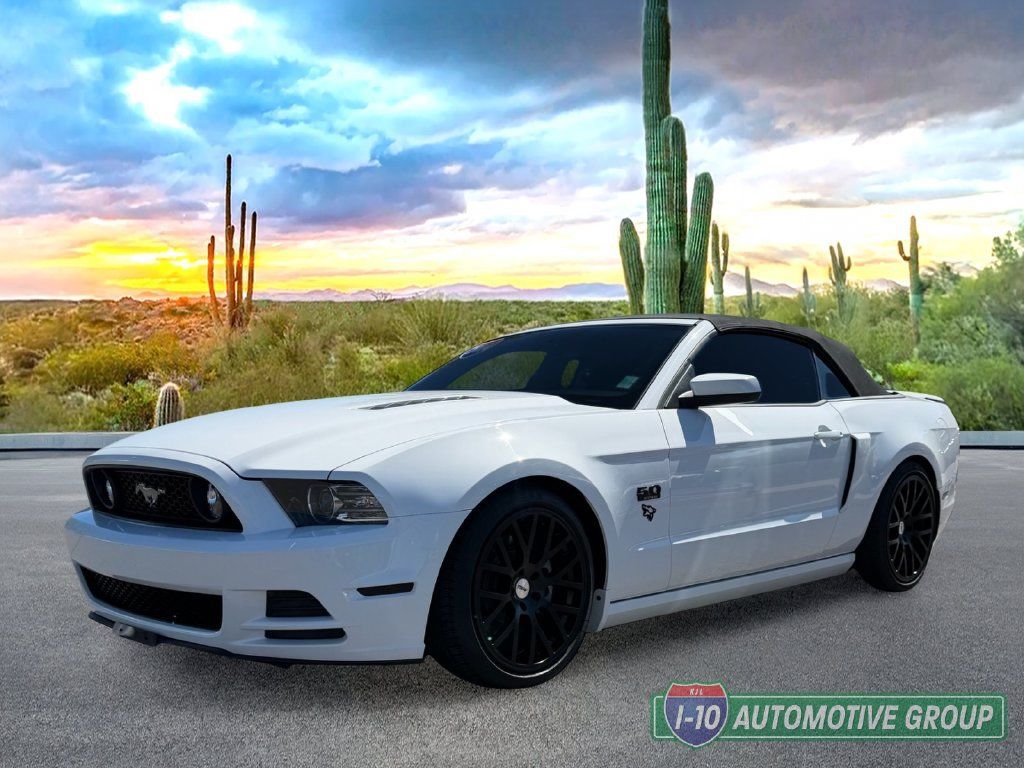 Used 2014 Ford Mustang GT Premium RWD image 9
