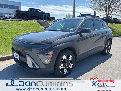 Used 2024 Hyundai Kona SEL image 1