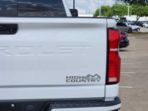 Used 2024 Chevrolet Silverado 3500 High Country w/ Technology Package AWD/4WD image 16