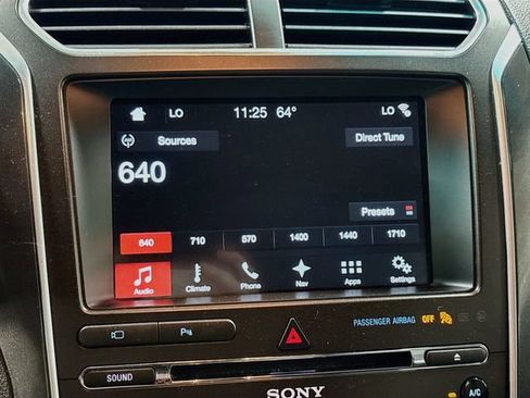 Used 2017 Ford Explorer Limited FWD image 14