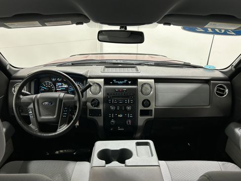 Used 2012 Ford F150 XLT w/ XLT Chrome Pkg image 11