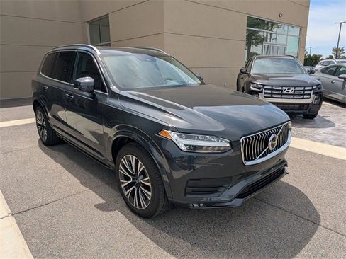 Used 2021 Volvo XC90 T6 Momentum w/ Advanced Package image 7