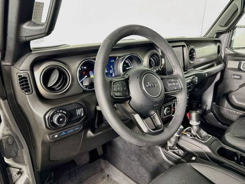 Used 2023 Jeep Wrangler Unlimited w/ Cold Weather Group AWD/4WD image 13
