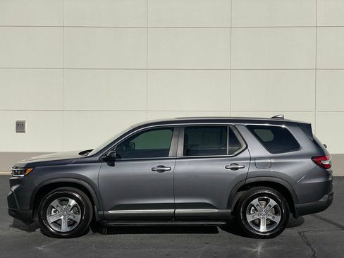 Certified 2025 Honda Pilot EX-L image 2