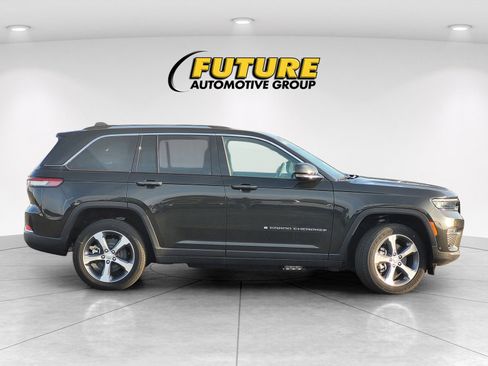 New 2024 Jeep Grand Cherokee Limited 4xe w/ Luxury Tech Group II image 6