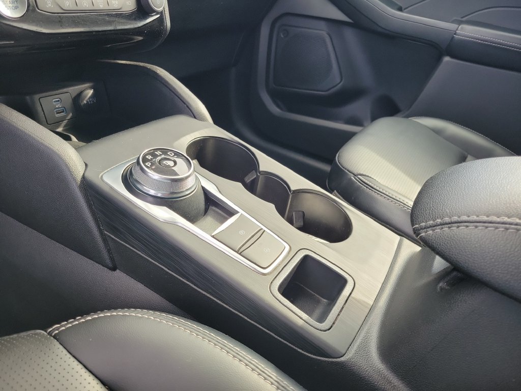 Certified 2023 Ford Escape Platinum AWD/4WD image 29