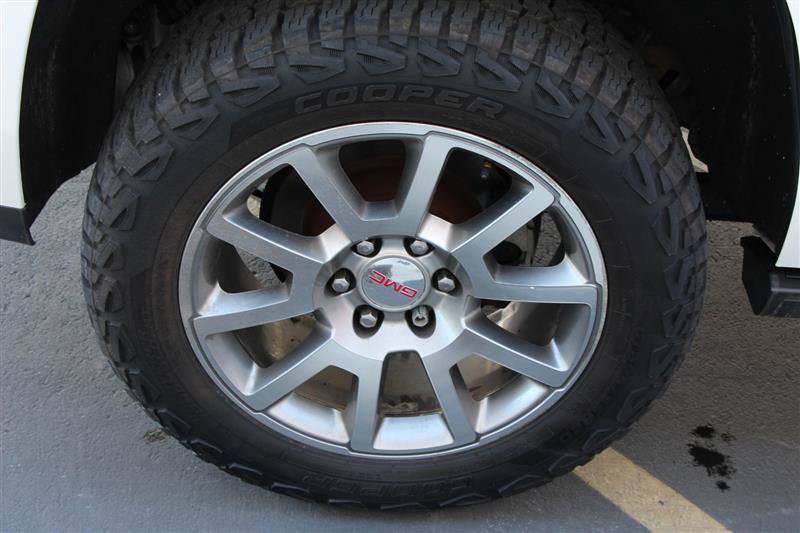 Used 2016 GMC Yukon Denali w/ Open Road Package AWD/4WD image 53