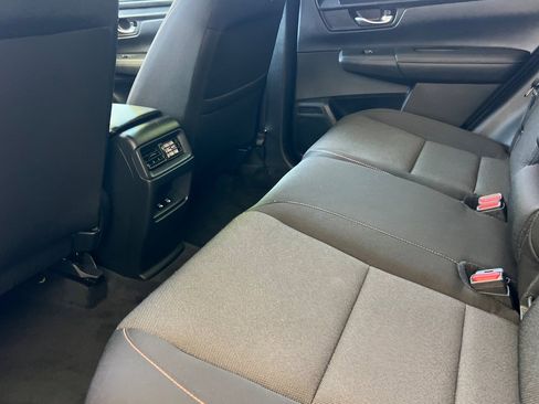 Used 2024 Honda CR-V Sport image 15