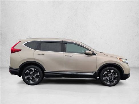 Used 2018 Honda CR-V Touring image 4