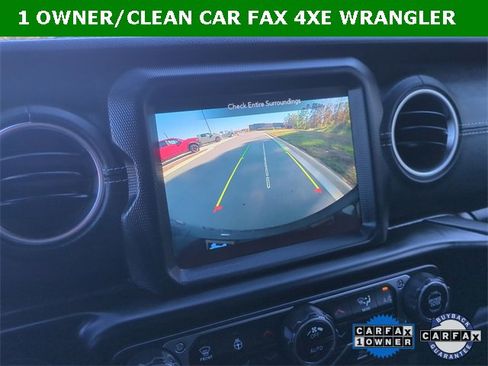 Used 2023 Jeep Wrangler Unlimited Sahara w/ Cold Weather Group image 4