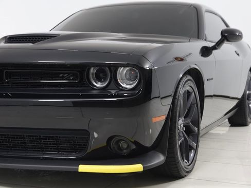 Used 2022 Dodge Challenger R/T w/ Blacktop Package image 62