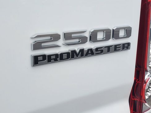 Used 2026 RAM ProMaster 2500 w/ Convenience Group FWD image 6