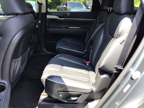 Used 2023 Hyundai Palisade XRT FWD image 5