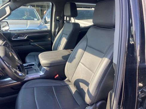 Used 2024 Chevrolet Silverado 1500 LTZ w/ Technology Package AWD/4WD image 12