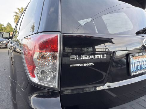 Used 2012 Subaru Forester 2.5XT Premium AWD/4WD image 20
